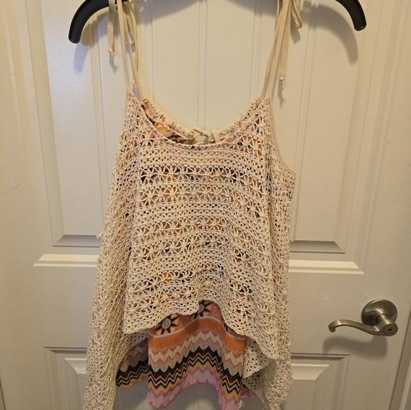 Hem and Thread - Picture 2 of 2